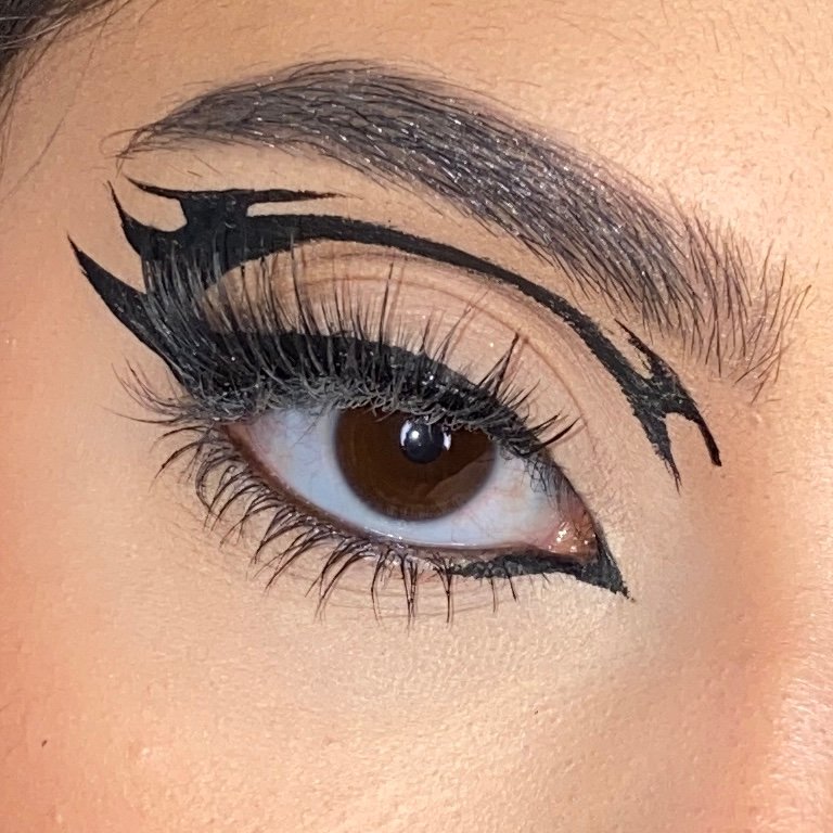 different winged eyeliner