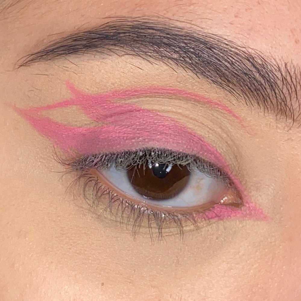 pink wing E-girl eyeliner